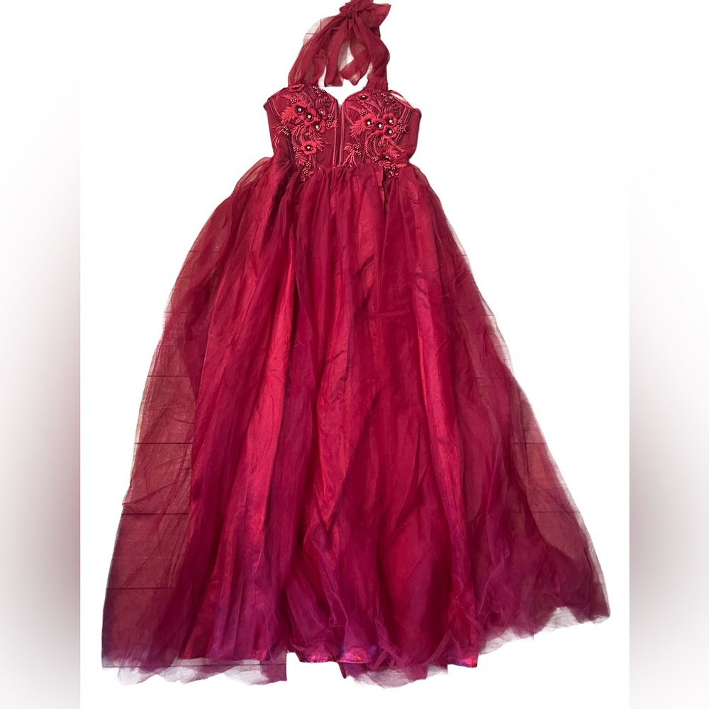Faeresty Red Halter Dress